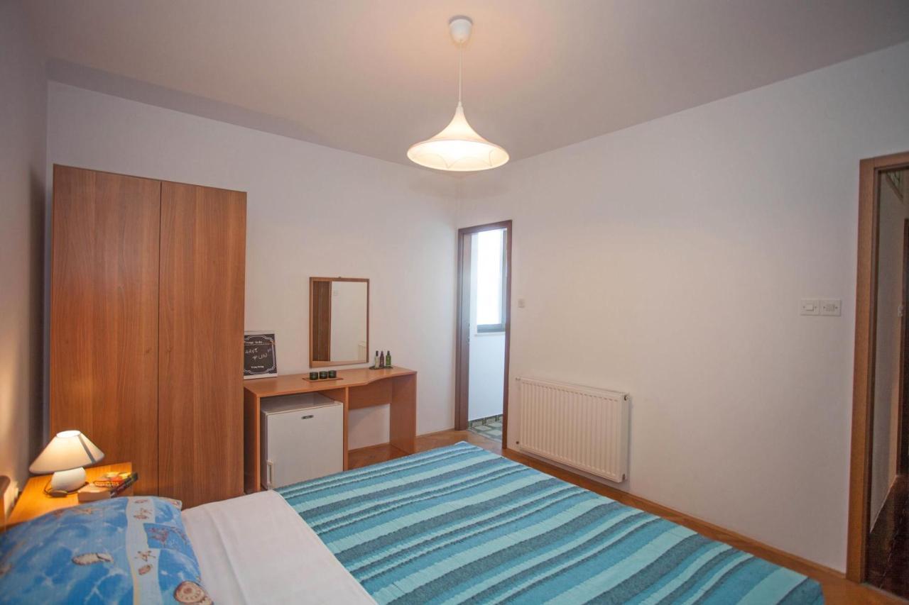 And Agata Apartment